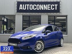 Blauw Gebruikt 2017 Ford Fiesta ST Hatchback | € 13.750 (Eerlijke prijs)