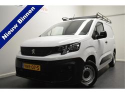 Wit Gebruikt 2022 Peugeot Partner Premium Van | € 12.999 (Eerlijke prijs)