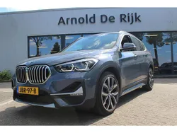 Grijs Gebruikt 2021 BMW X1 Executive SUV | € 32.950 (Eerlijke prijs)