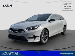 Grijs, metallic lak Nieuw 2025 Kia Ceed Sportswagon Stationwagen | € 32.690 (Goede deal)