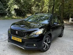 Zwart Gebruikt 2017 Peugeot 2008 GT-line SUV | € 11.900 (Eerlijke prijs)