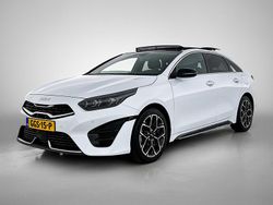 Wit metallic Gebruikt 2024 Kia ProCeed GT-Line Hatchback | € 32.895 (Eerlijke prijs)
