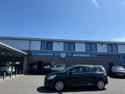 Zwart Gebruikt 2018 Renault Clio GrandTour Intens Stationwagen | € 9.450 (Goede deal)