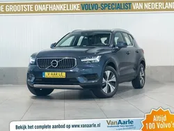 Blauw, metallic lak Gebruikt 2022 Volvo XC40 Inscription SUV | € 24.450 (Super prijs)