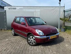 Rood Gebruikt 1999 Daihatsu Sirion Hatchback | € 599 (Eerlijke prijs)