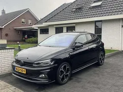Zwart Gebruikt 2019 VW Polo R-line Hatchback | € 18.500 (Iets duurder)