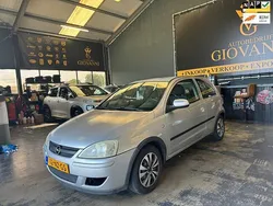 Grijs Gebruikt 2004 Opel Corsa Enjoy Hatchback | € 850 (Goede deal)