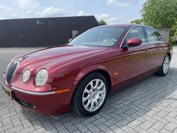 Rood Gebruikt 2006 Jaguar S-Type S Sedan | € 2.999 (Eerlijke prijs)