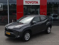 Grijs Gebruikt 2024 Toyota Yaris Cross SUV | € 28.900 (Eerlijke prijs)