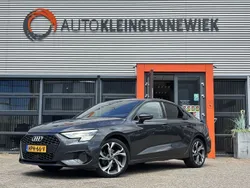 Grijs Gebruikt 2022 Audi A3 Edition .1 Sedan | € 28.950 (Super prijs)