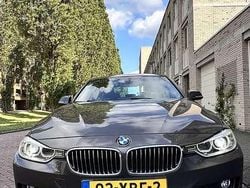 Bruin Gebruikt 2012 BMW 320 Exclusive Sedan | € 12.000 (Goede deal)