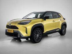 Geel Gebruikt 2022 Toyota Yaris Hybrid Limited SUV | € 27.900