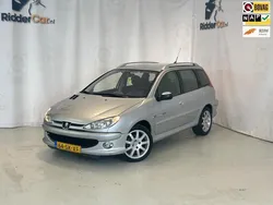 Grijs Gebruikt 2006 Peugeot 206 Quiksilver Stationwagen | € 950 (Eerlijke prijs)