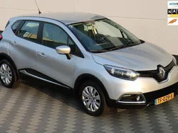 Grijs Gebruikt 2013 Renault Captur Dynamique SUV | € 7.445 (Eerlijke prijs)