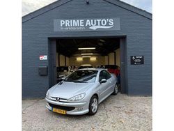 Grijs Gebruikt 2004 Peugeot 206 CC Cabriolet | € 1.100 (Super prijs)
