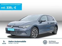 Grijs Gebruikt 2023 VW Golf VIII Active Sedan | € 27.243 (Super prijs)