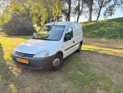 Wit Gebruikt 2011 Opel Combo MPV | € 1.250 (Eerlijke prijs)