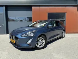 Blauw, metallic lak Gebruikt 2020 Ford Focus Business Edition Hatchback | € 14.499 (Eerlijke prijs)