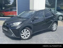 Zwart Gebruikt 2022 Toyota Aygo Hatchback | € 15.995 (Eerlijke prijs)