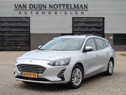 Grijs Gebruikt 2020 Ford Focus Business Edition Stationwagen | € 12.750 (Eerlijke prijs)
