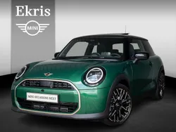 Groen Gebruikt 2024 Mini Cooper Favoured Hatchback | € 32.900