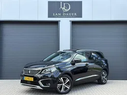 Zwart Gebruikt 2017 Peugeot 5008 MPV | € 19.950 (Duur)
