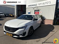 Wit Gebruikt 2022 Peugeot 308 Business-Line Hatchback | € 22.950 (Iets duurder)