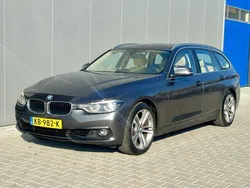 Grijs Gebruikt 2016 BMW 318 Executive Stationwagen | € 12.250 (Goede deal)