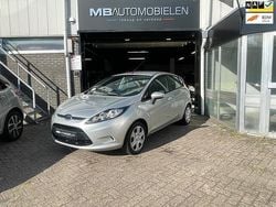 Grijs Gebruikt 2011 Ford Fiesta Trend Hatchback | € 1.999 (Goede deal)