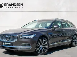 Grijs, metallic lak Gebruikt 2022 Volvo V90 Ultimate Stationwagen | € 39.900 (Goede deal)