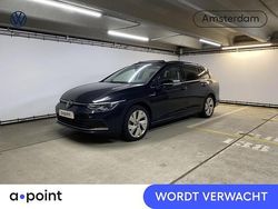 Zwart Gebruikt 2022 VW Golf VIII Style Stationwagen | € 24.949 (Eerlijke prijs)
