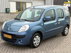 Blauw Gebruikt 2011 Renault Kangoo Expression MPV | € 5.495 (Goede deal)
