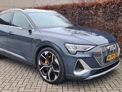 Blauw Gebruikt 2020 Audi e-tron Sportback S-Line SUV | € 48.950 (Duur)