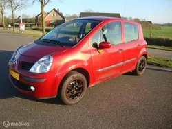 Rood Gebruikt 2005 Renault Modus Authentique MPV | € 2.950 (Eerlijke prijs)