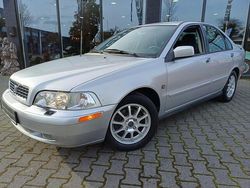 Grijs Gebruikt 2002 Volvo S40 Sedan | € 3.950