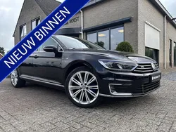 Zwart Gebruikt 2015 VW Passat GTE Stationwagen | € 11.900 (Eerlijke prijs)