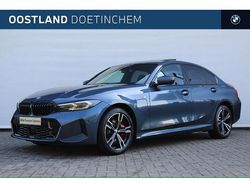 Blauw Gebruikt 2025 BMW 330e Executive Sedan | € 75.394