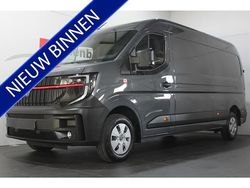 Grijs Gebruikt 2024 Renault Master Van | € 33.945 (Goede deal)