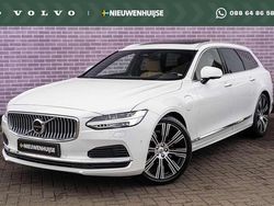 Wit, metallic lak Gebruikt 2022 Volvo V90 Inscription Stationwagen | € 44.399 (Iets duurder)