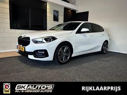 Wit Gebruikt 2021 BMW 118 Hatchback | € 22.995 (Iets duurder)