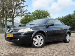 Zwart Gebruikt 2004 Renault Mégane Cabriolet Luxe Cabriolet | € 899