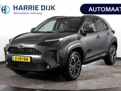 Grijs Gebruikt 2023 Toyota Yaris Cross Executive SUV | € 28.995 (Eerlijke prijs)
