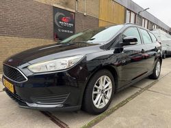 Zwart Gebruikt 2015 Ford Focus Trend Stationwagen | € 5.750 (Goede deal)