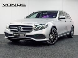 Grijs, metallic lak Gebruikt 2017 Mercedes E400 Avantgarde Stationwagen | € 34.995