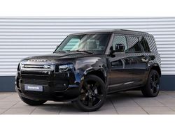 Zwart Gebruikt 2025 Land Rover Defender SE Dynamic SUV | € 102.950 (Iets duurder)