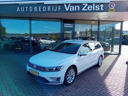 Wit Gebruikt 2016 VW Passat Highline Stationwagen | € 14.950 (Goede deal)