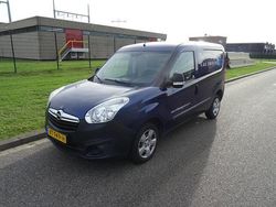 (metallic) Gebruikt 2016 Opel Combo Edition Van | € 3.895 (Goede deal)