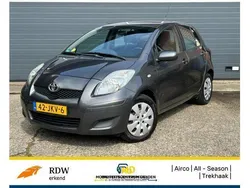 Grijs Gebruikt 2009 Toyota Yaris Hatchback | € 3.245 (Eerlijke prijs)