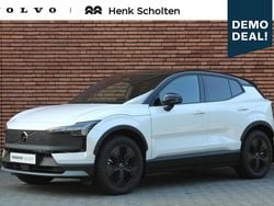 Wit Nieuw 2025 Volvo EX30 Performance SUV | € 51.750