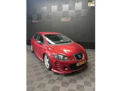 Rood Gebruikt 2006 Seat Leon Sport Hatchback | € 2.450 (Eerlijke prijs)